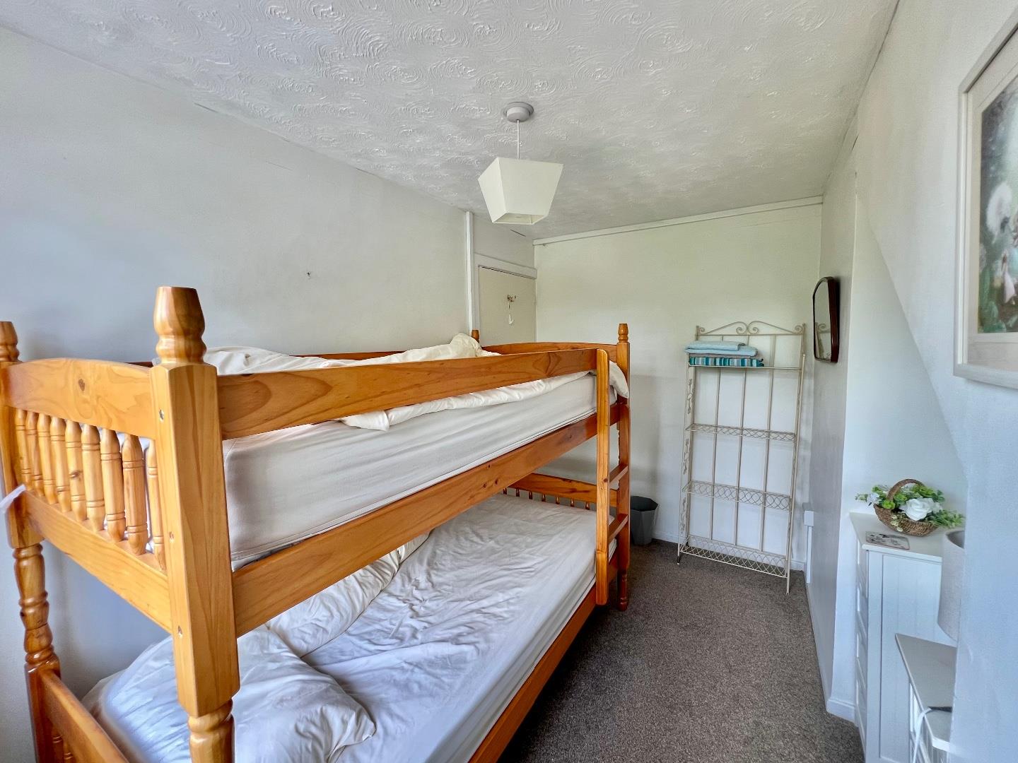 Ewenny Cross, Ewenny, Vale of Glamorgan, CF35 5AB